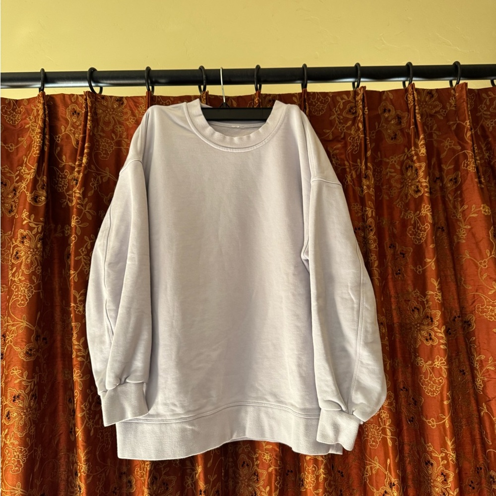 Lululemon Athletica Lavendar Sweatshirt